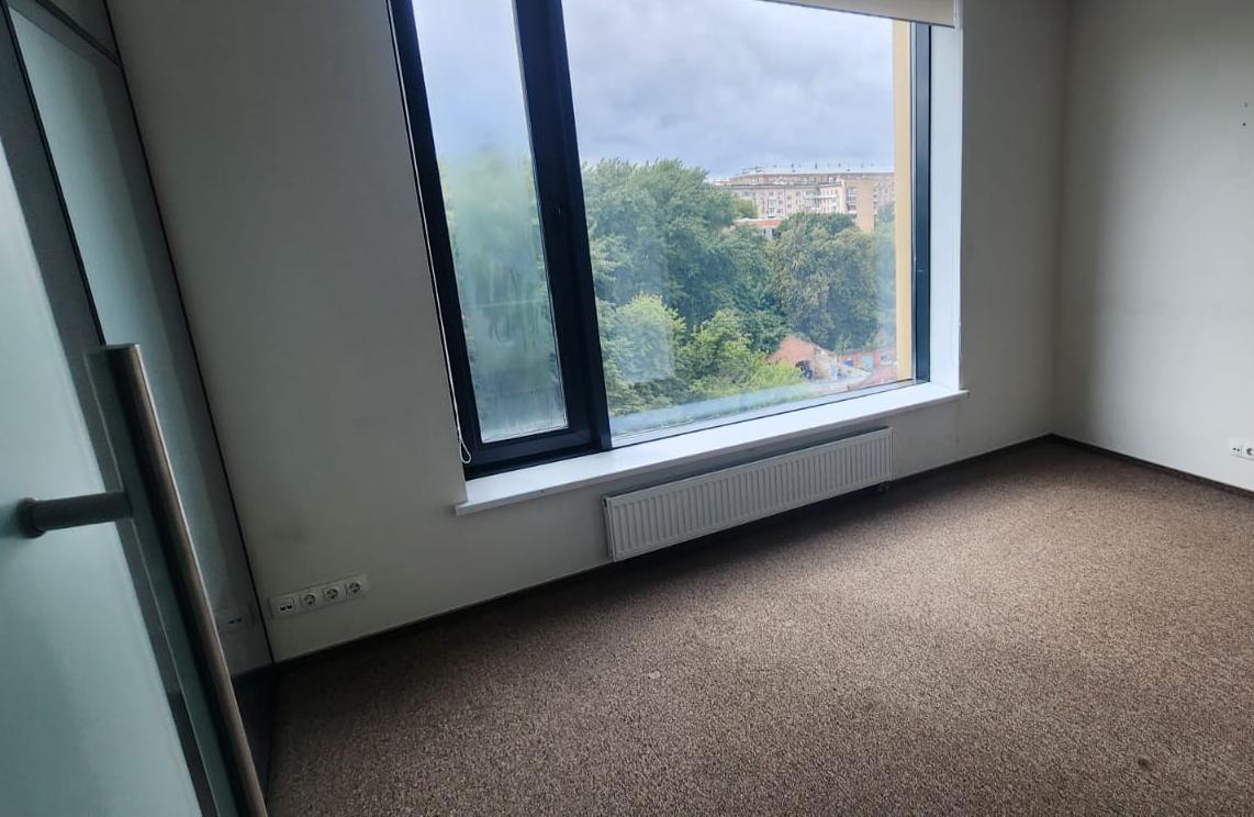 Офис в бизнес центре на улице Данилов Плаза