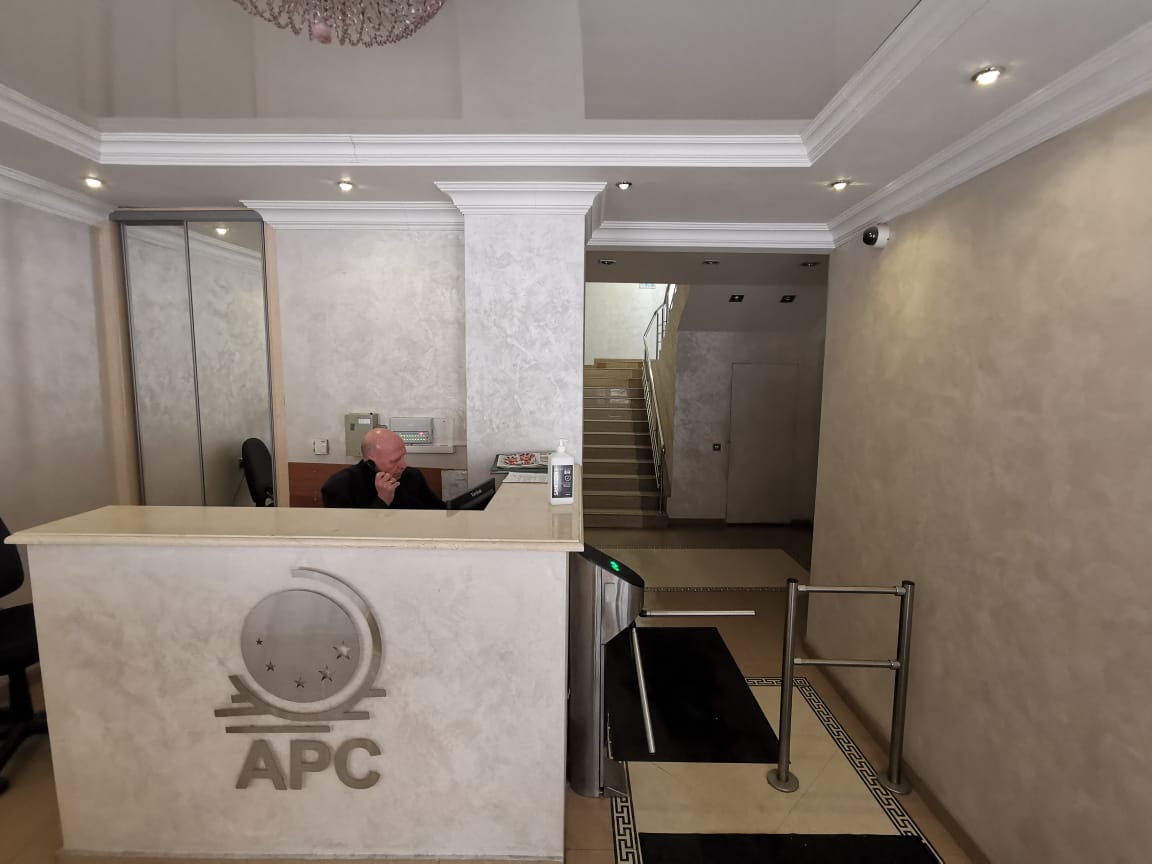 Офис в административном здании на Комсомольском проспекте