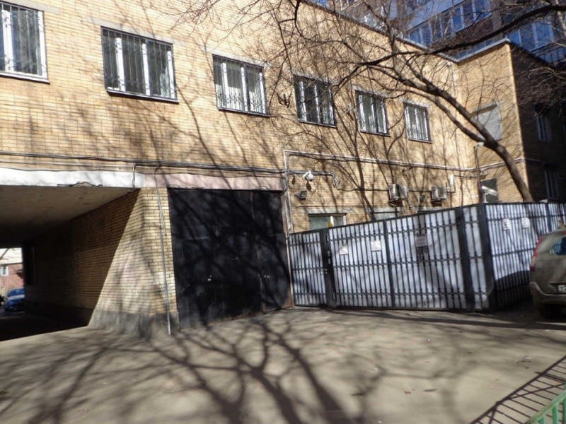 Банковское помещение в административном здании на улице Селезнёвская