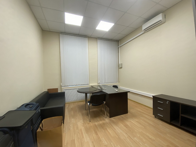 Помещение в особняке в переулке Архангельский