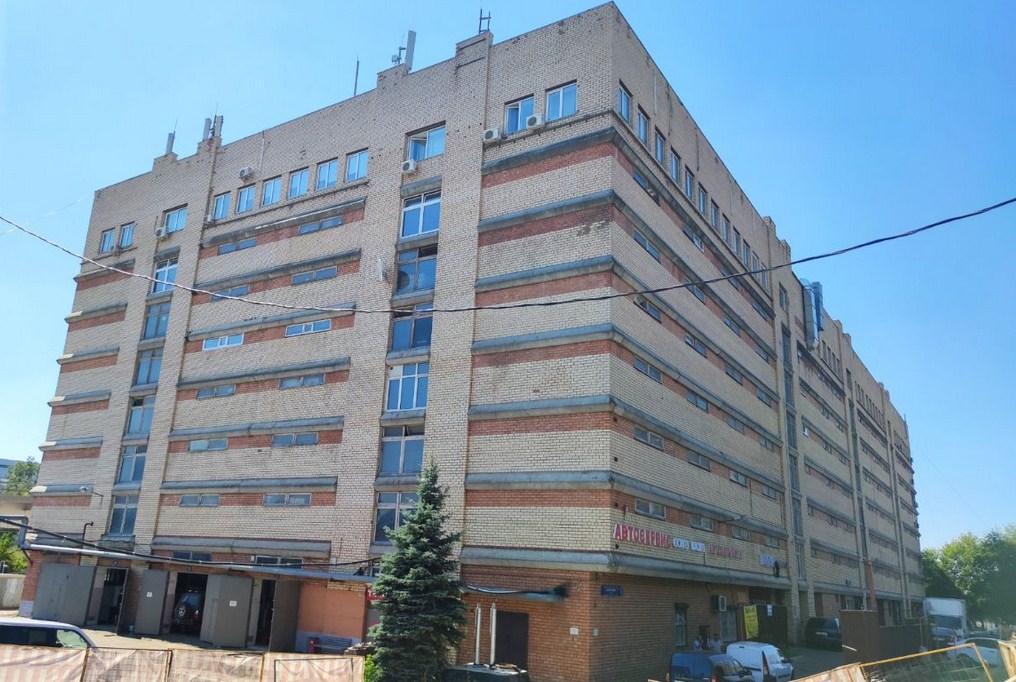 Офис в административном здании в проезде Серебрякова