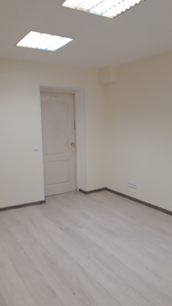 Офис в жилом доме на улица Кедрова