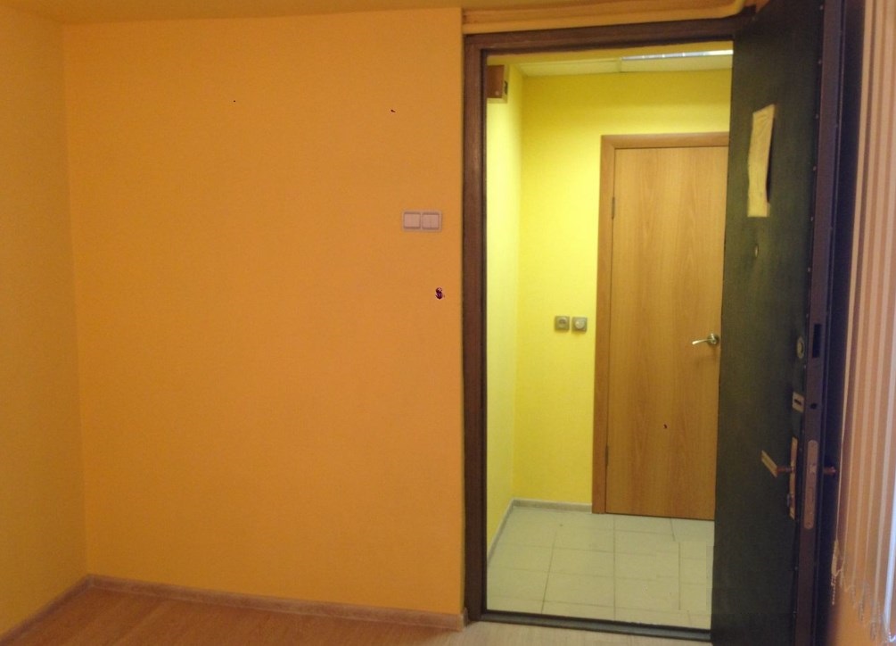 Офис в жилом доме на улице инженерная