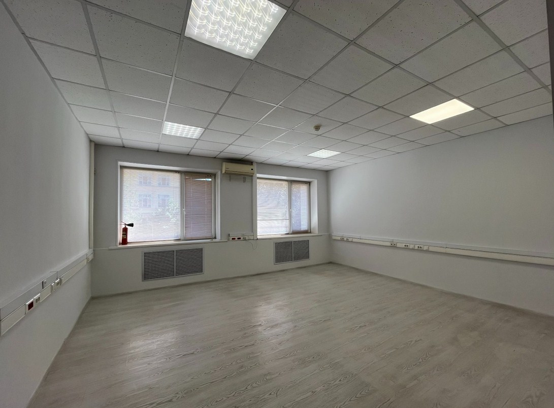 Офис в бизнес центре Михайловский