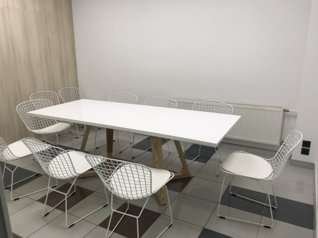 Банковское помещение в бизнес центре Ориликов