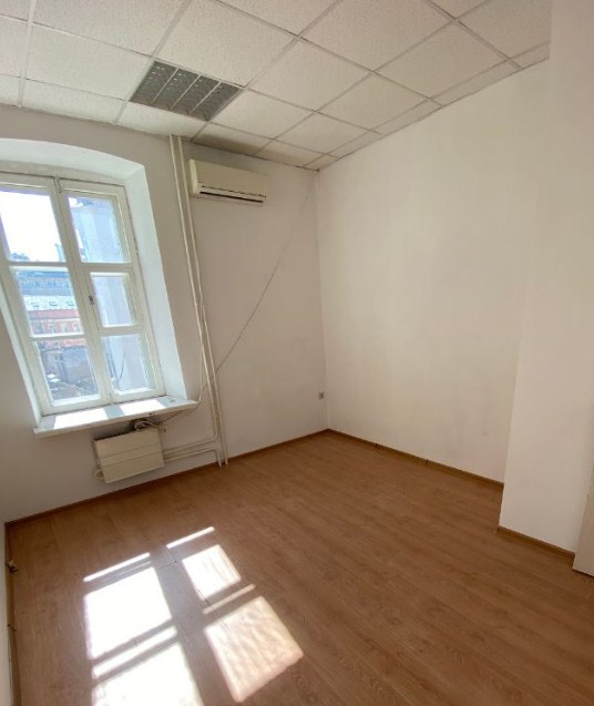 Офис в особняке в переулке Луков